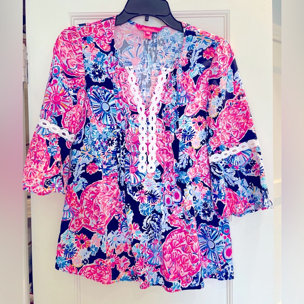Lily Pulitzer 3/4 Bell Sleeve Top